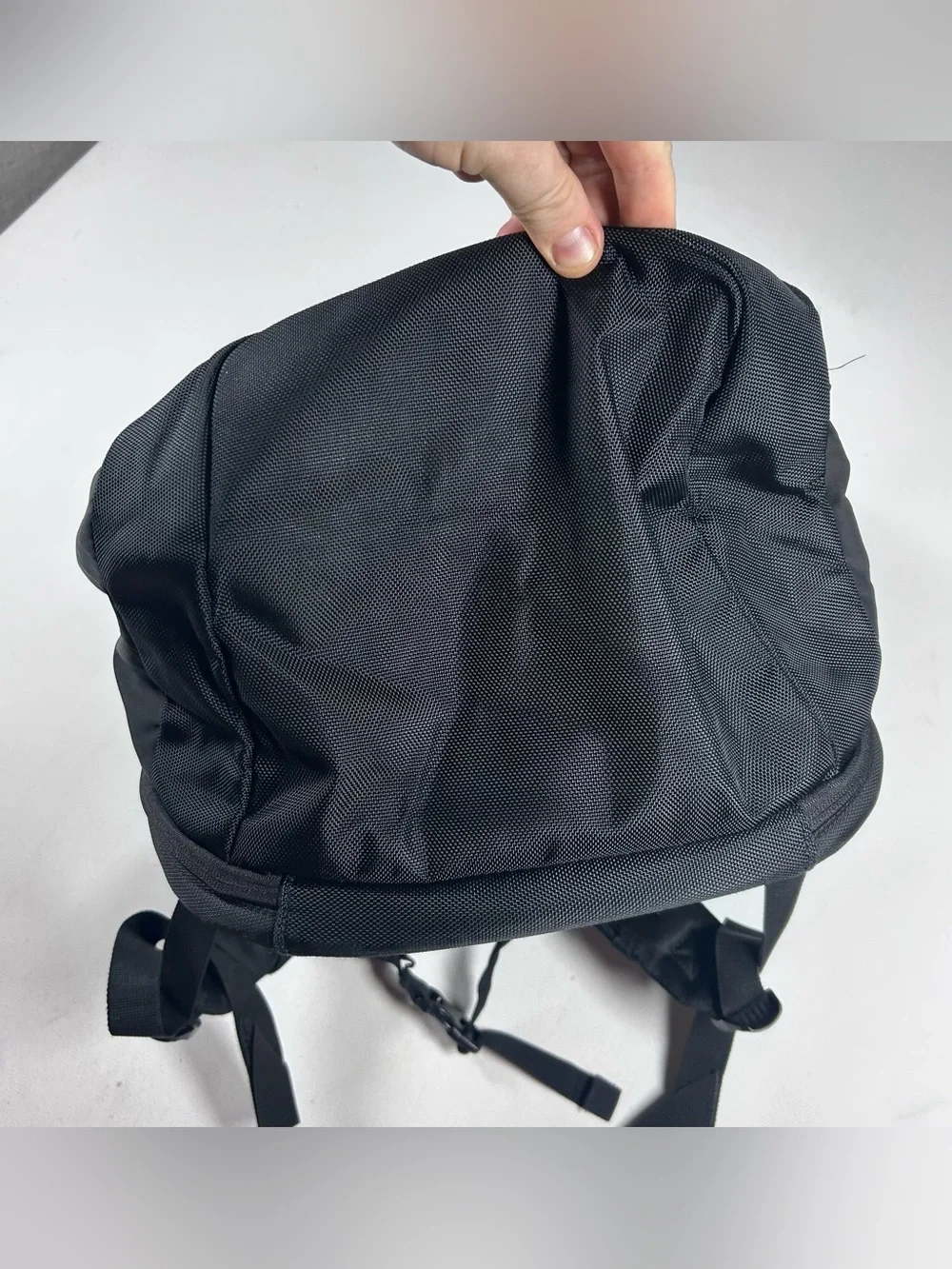 Under Armour  Guardian Backpack 31 L Black/Graphite Model